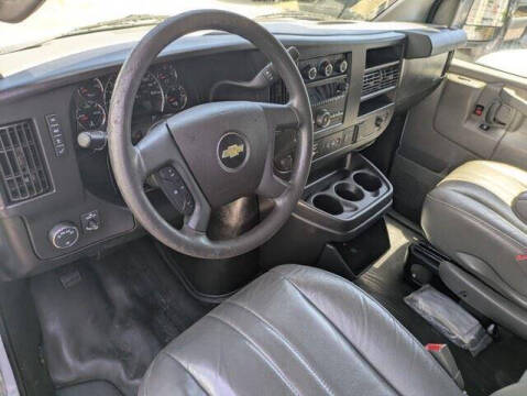 2021 Chevrolet Express 2500