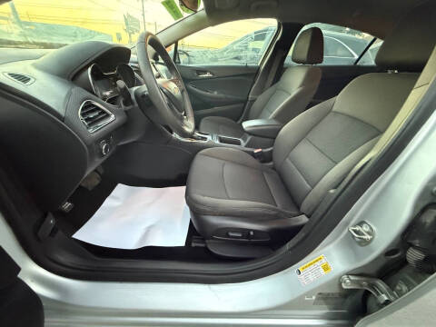 2017 Chevrolet Cruze LT Auto