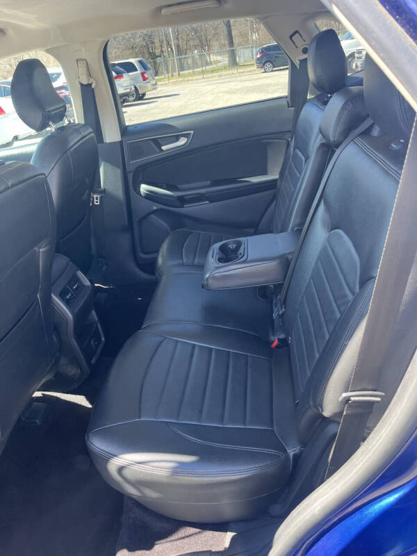 Image 8 of 2015 Ford Edge SE