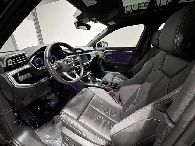 2022 Audi Q3 quattro S line Prem Plus 45 TFSI