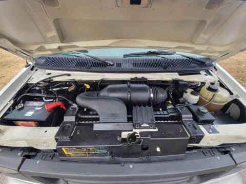 2005 Ford E-Series E-250