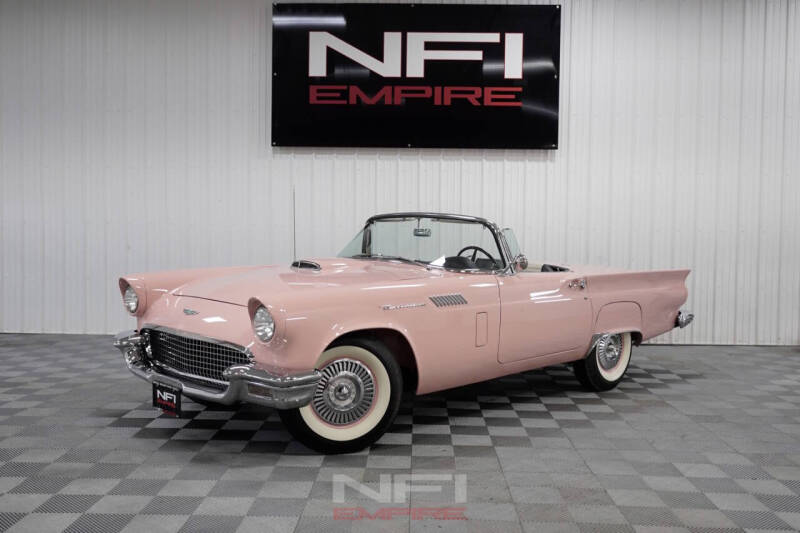 1957 Ford Thunderbird