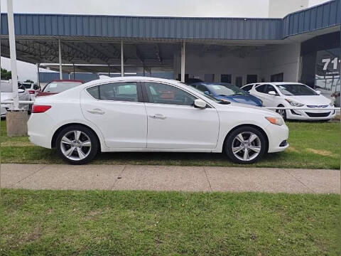 2013 Acura ILX 2.0L w/Premium