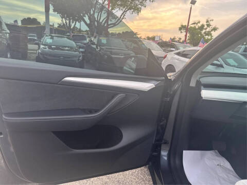 2022 Tesla Model Y Long Range