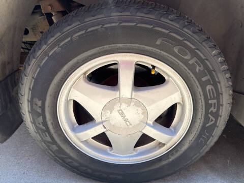 2003 GMC Envoy XL SLE