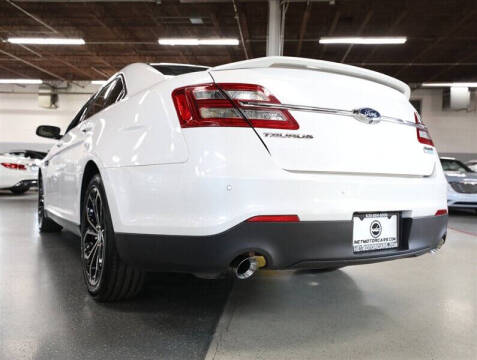 2016 Ford Taurus SHO