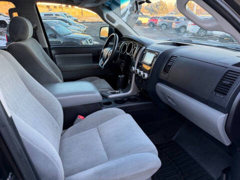 2016 Toyota Sequoia SR5