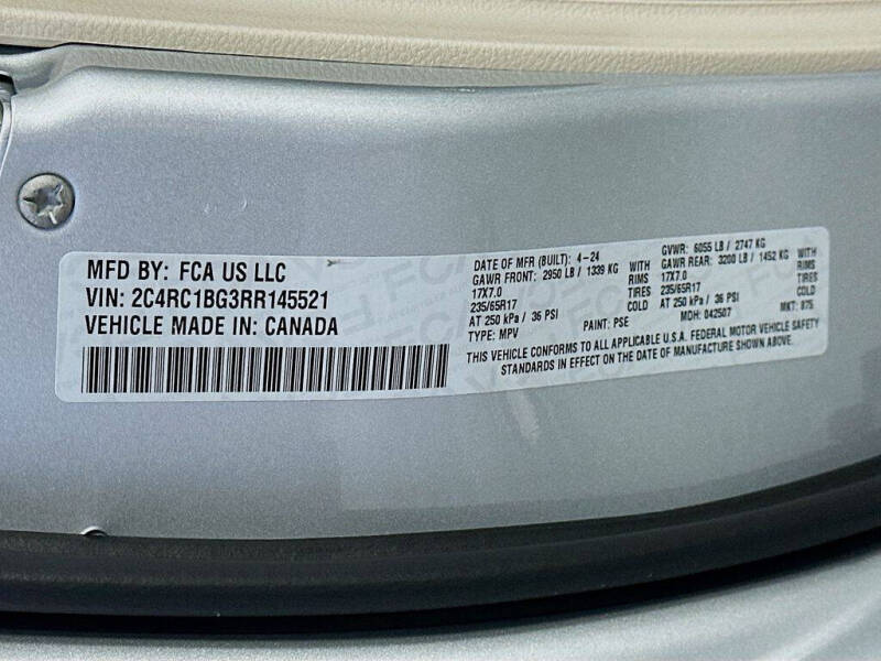 2024 Chrysler Pacifica Touring L