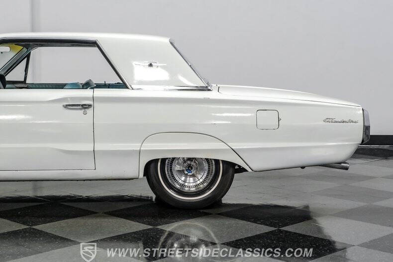 1965 Ford Thunderbird