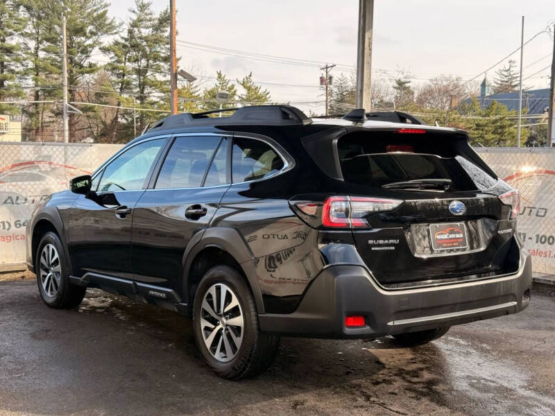 2023 Subaru Outback Premium