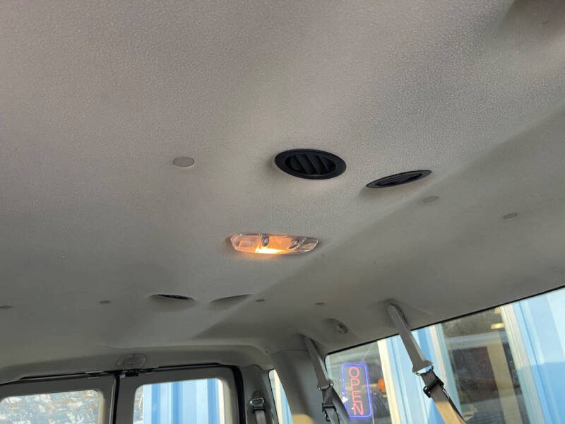 2007 Ford E-Series E-350 SD XLT