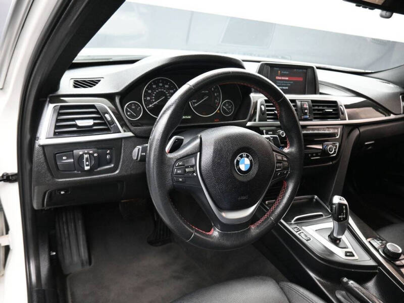 2018 BMW 3 Series 330e iPerformance