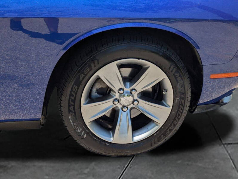 2022 Dodge Challenger SXT