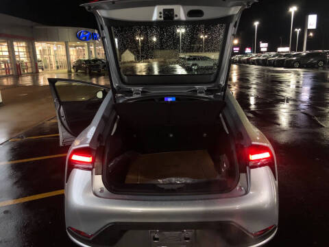 2026 Toyota Prius LE