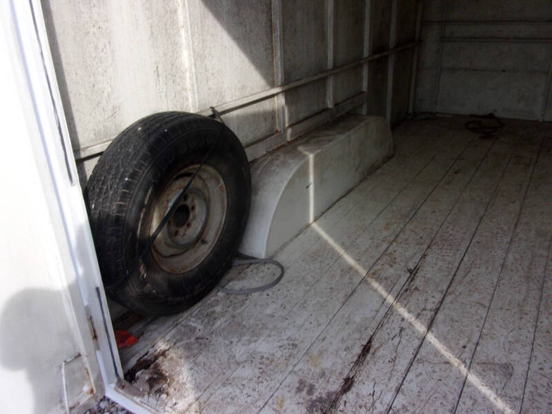 1993 w-w 16 ft enclosed trailer