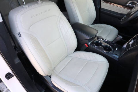 2017 Ford Explorer Platinum