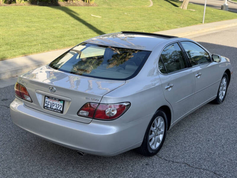 2004 Lexus ES 330