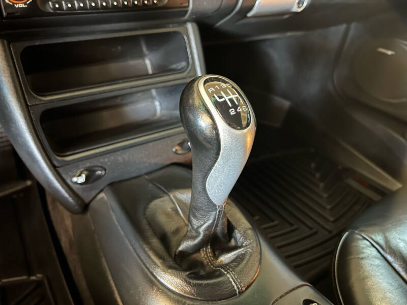 2003 Porsche 911 Carrera 4