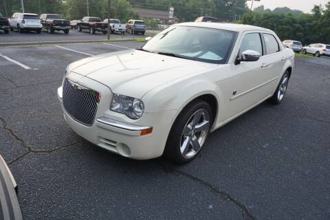 2008 Chrysler 300 for sale at Modern Motors - Thomasville INC in Thomasville NC