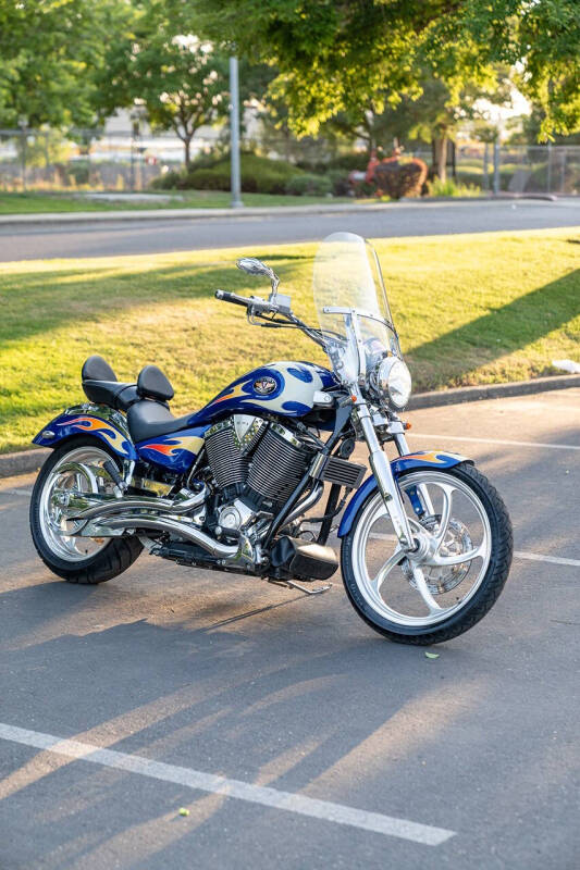2004 Victory Vegas