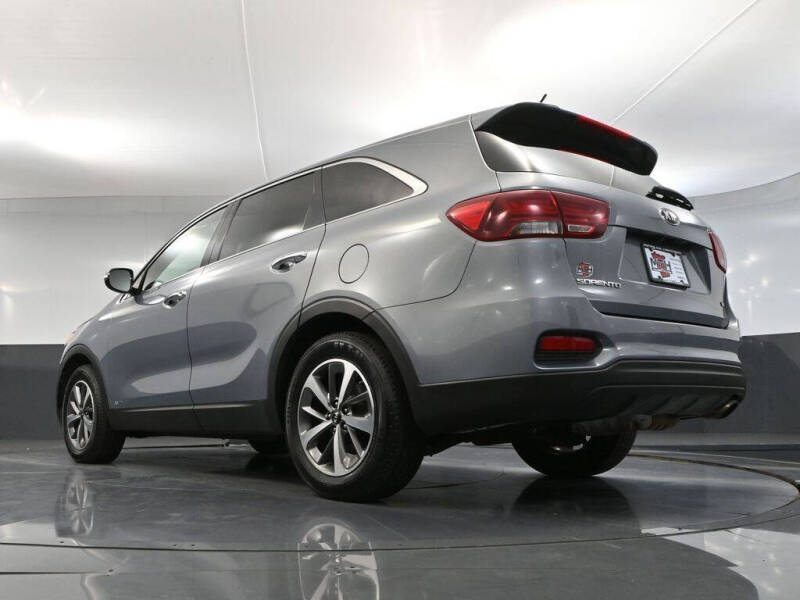 2020 Kia Sorento LX V6