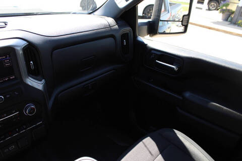 2024 Chevrolet Silverado 2500HD Custom