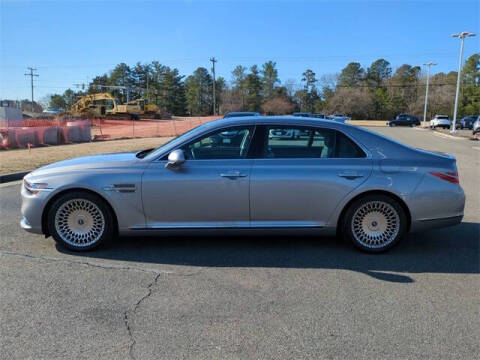2021 Genesis G90