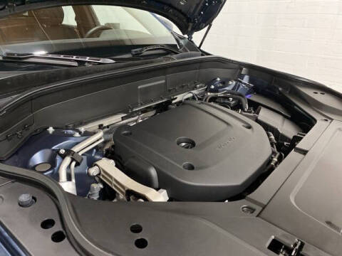 2025 Volvo XC90 B6 Plus Bright Theme 7P