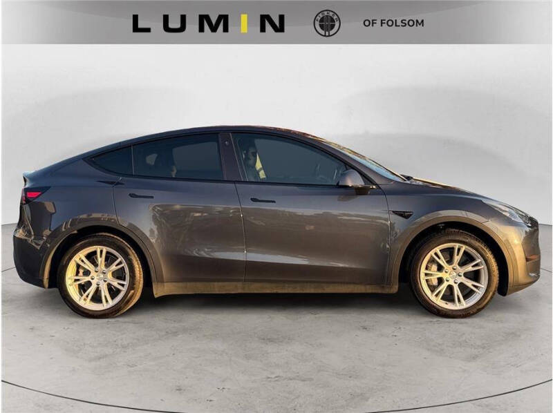 2021 Tesla Model Y Standard Range