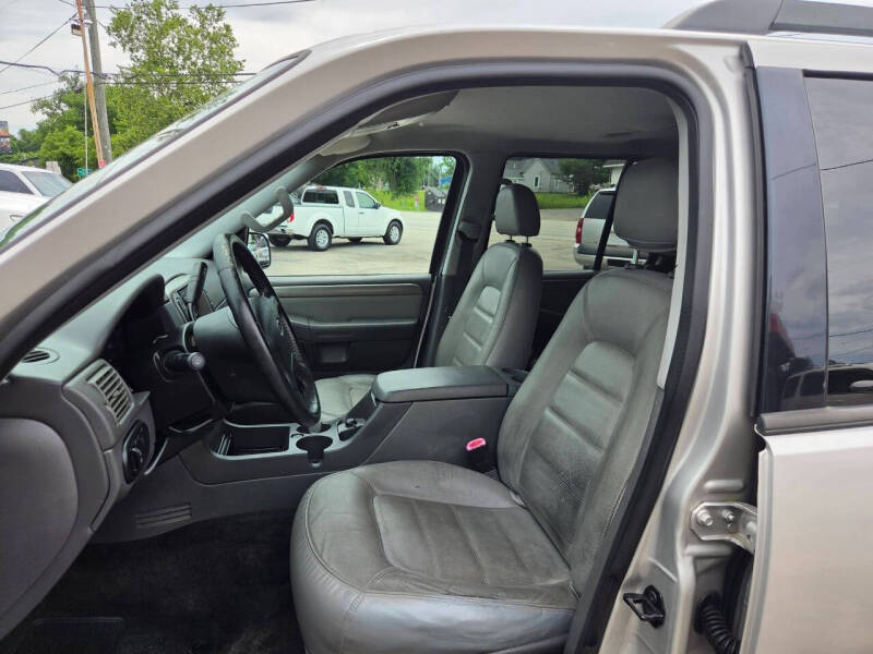 2005 Ford Explorer XLT