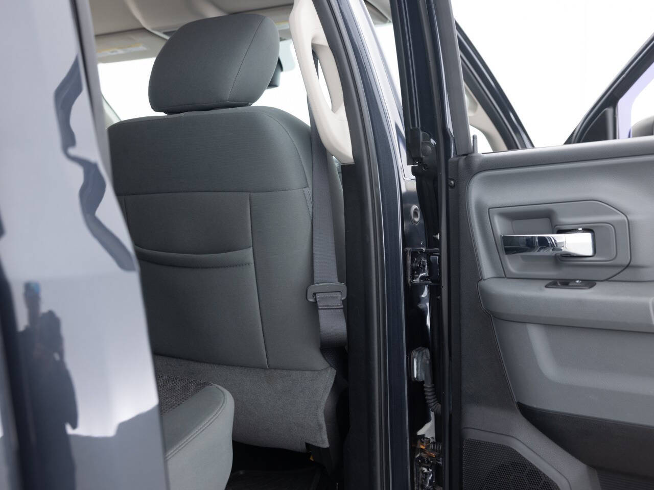 Used Car 2014 Ram 1500  Big Horn 4x4 4dr Quad Cab 6.3 Ft. Sb Pickup For Sale Under $15,000 In Coal City, Illinois