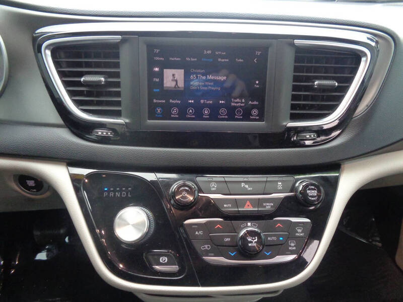 2020 Chrysler Pacifica Touring L