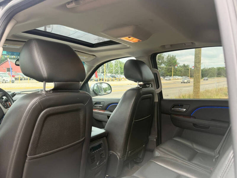 2012 Chevrolet Avalanche LTZ