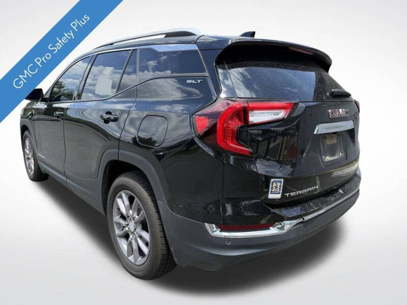 2022 GMC Terrain SLT
