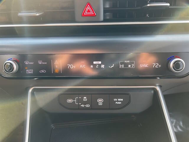 2025 Kia Carnival LXS