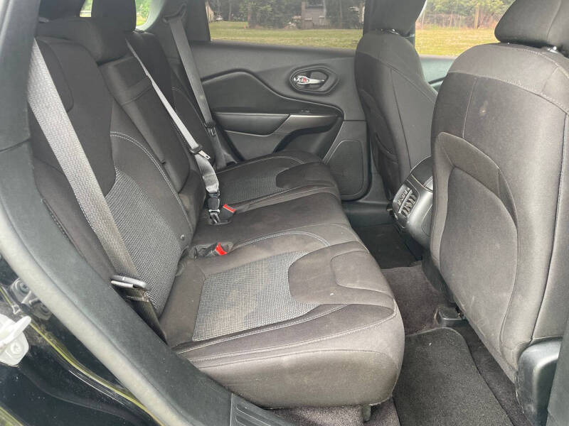 2019 Jeep Cherokee Latitude