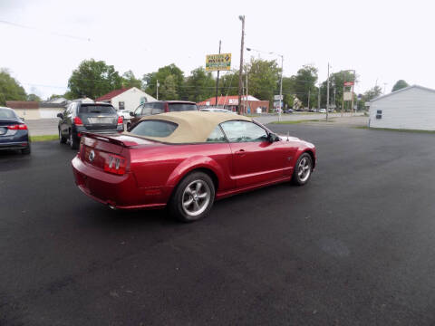 2006 Ford Mustang GT Deluxe