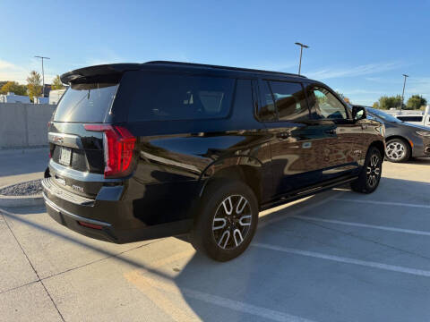 2021 GMC Yukon XL AT4