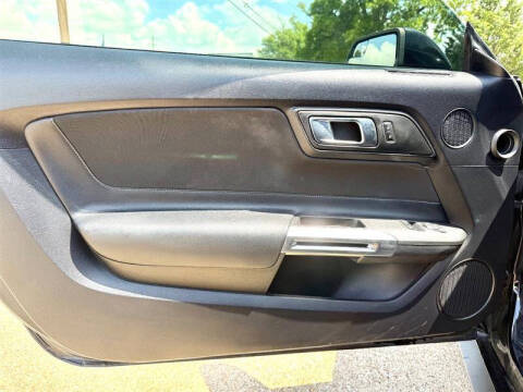 2019 Ford Mustang EcoBoost