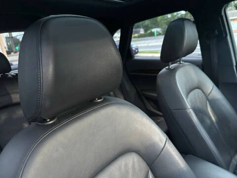 2017 Audi Q3 2.0T quattro Premium Plus