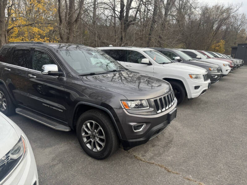 2015 Jeep Grand Cherokee Limited's photo