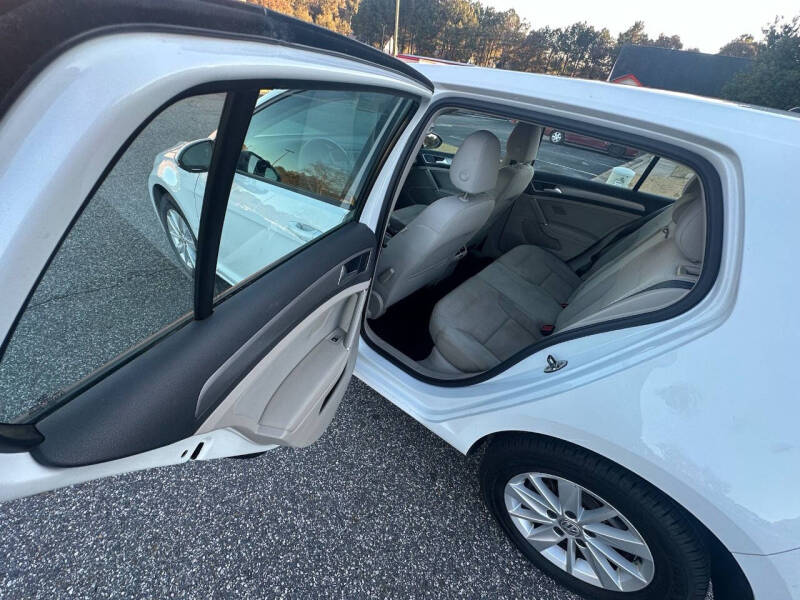 2017 Volkswagen Golf TSI S