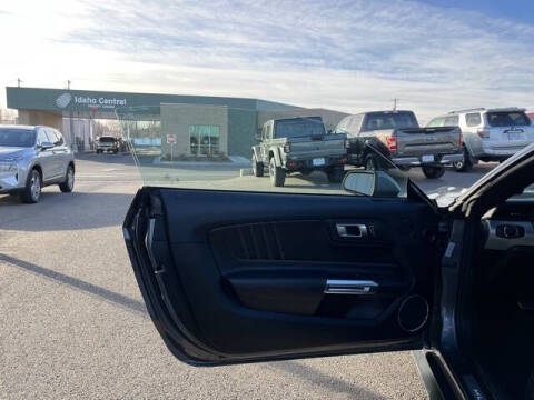 2023 Ford Mustang EcoBoost Premium