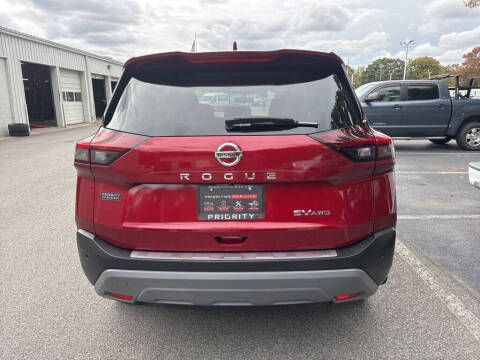 2021 Nissan Rogue SV
