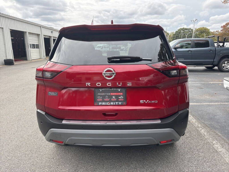 2021 Nissan Rogue SV