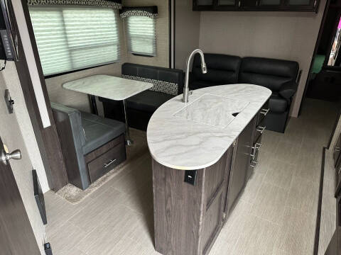 2018 Kodiak 253RBSL