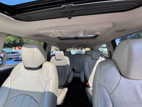 2010 Chevrolet Traverse LTZ