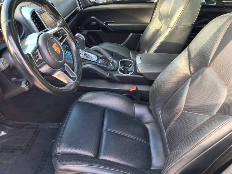 2016 Porsche Cayenne