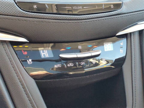 2018 Cadillac XT5 Premium Luxury