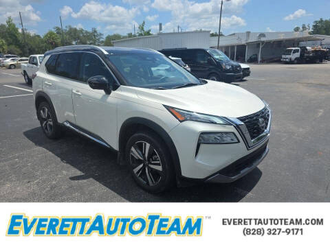 2023 Nissan Rogue SL Photo